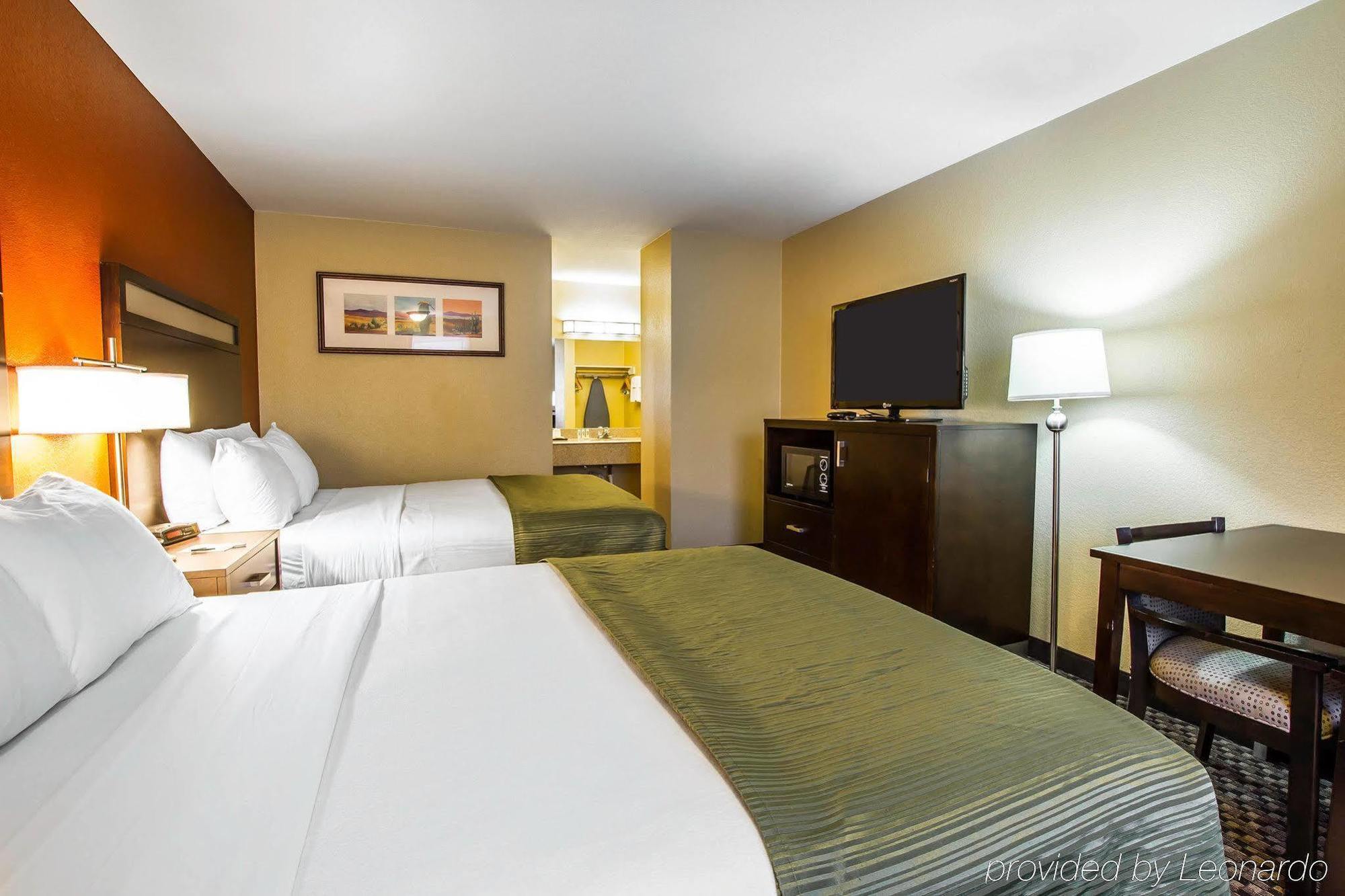 Quality Inn Holbrook Near Petrified Forest Buitenkant foto