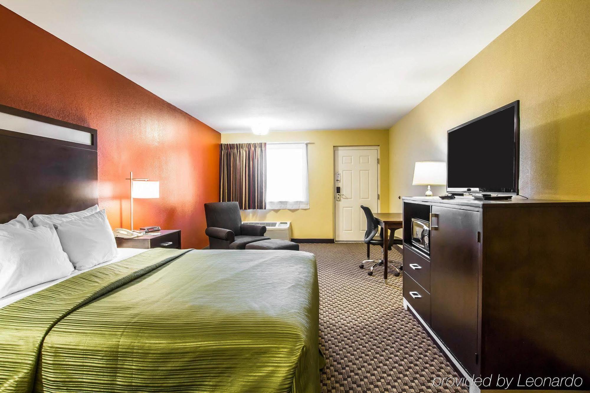 Quality Inn Holbrook Near Petrified Forest Buitenkant foto