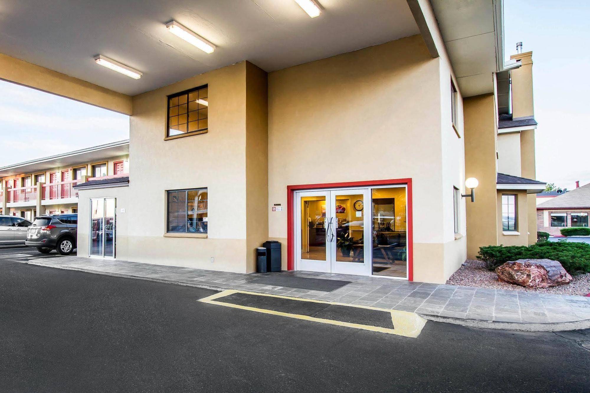 Quality Inn Holbrook Near Petrified Forest Buitenkant foto
